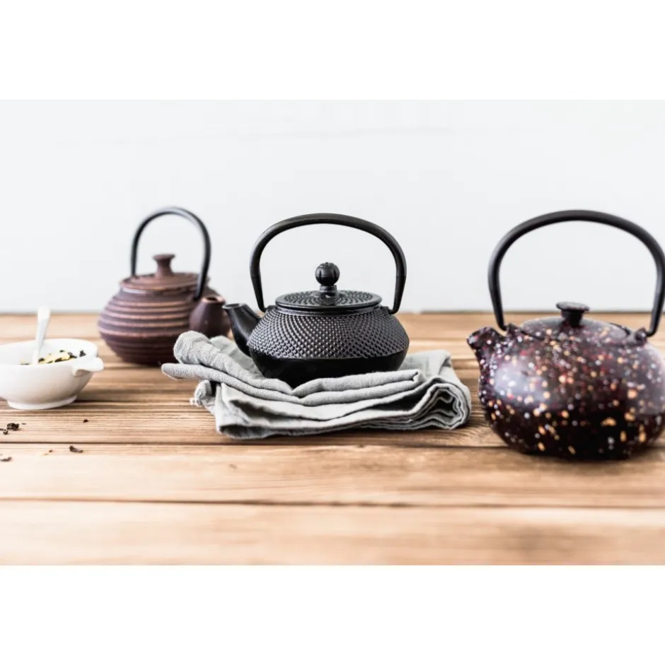 Tetera Hierro Fundido 0.72L Oriental Negra Ibili